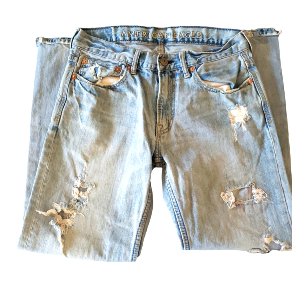 American Eagle Ripped Low rise Boot Cut Jeans 31x30.